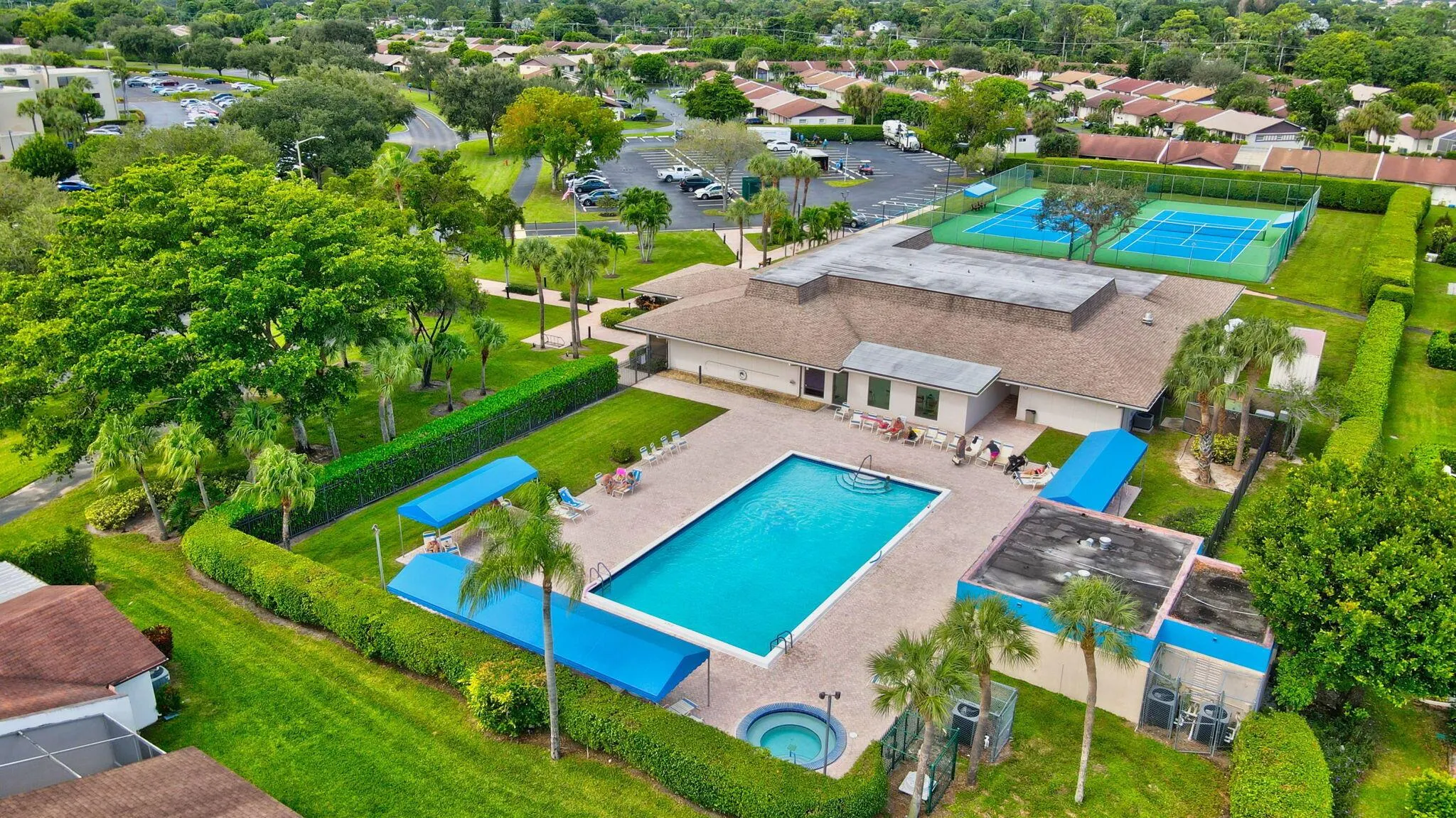 5340 Las Verdes Circle, #303