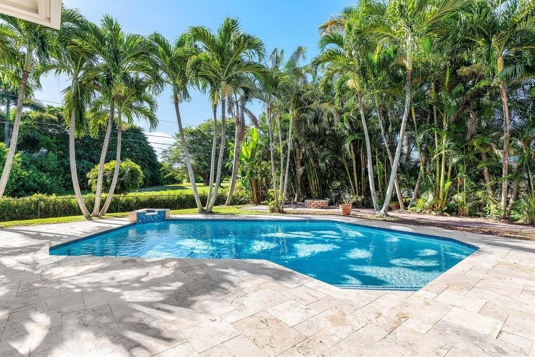 7700 Fairway Trail