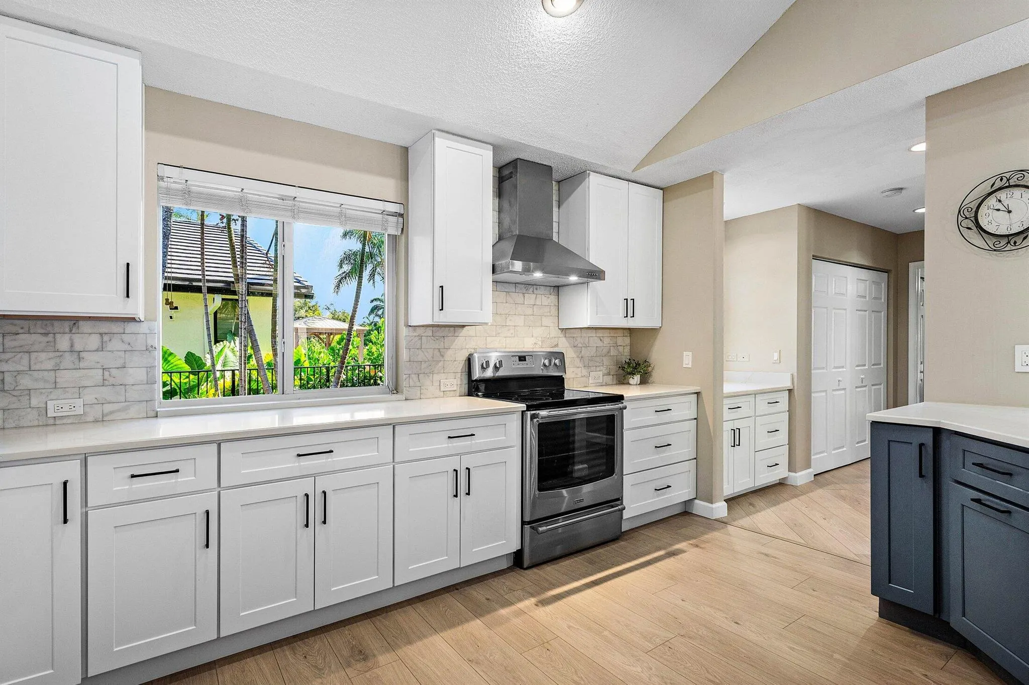 7700 Fairway Trail