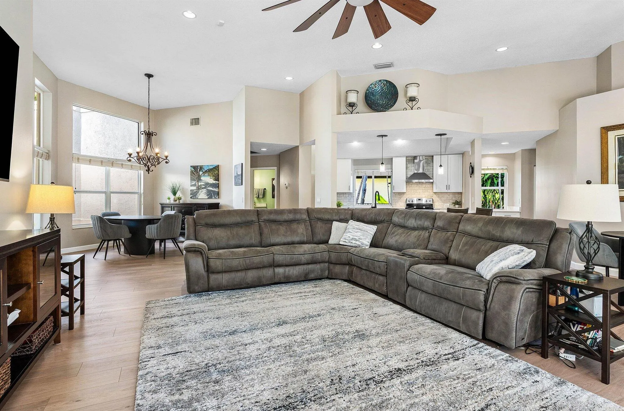7700 Fairway Trail