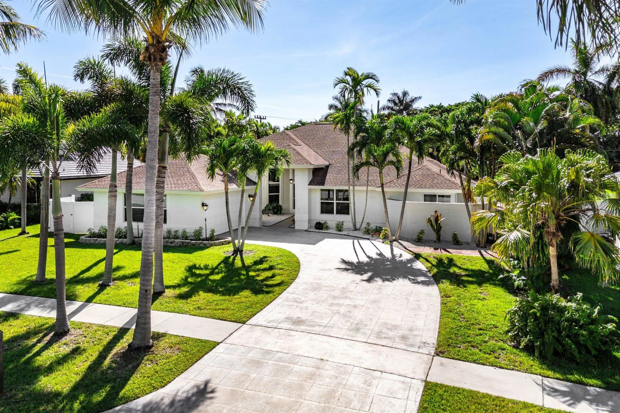 7700 Fairway Trail