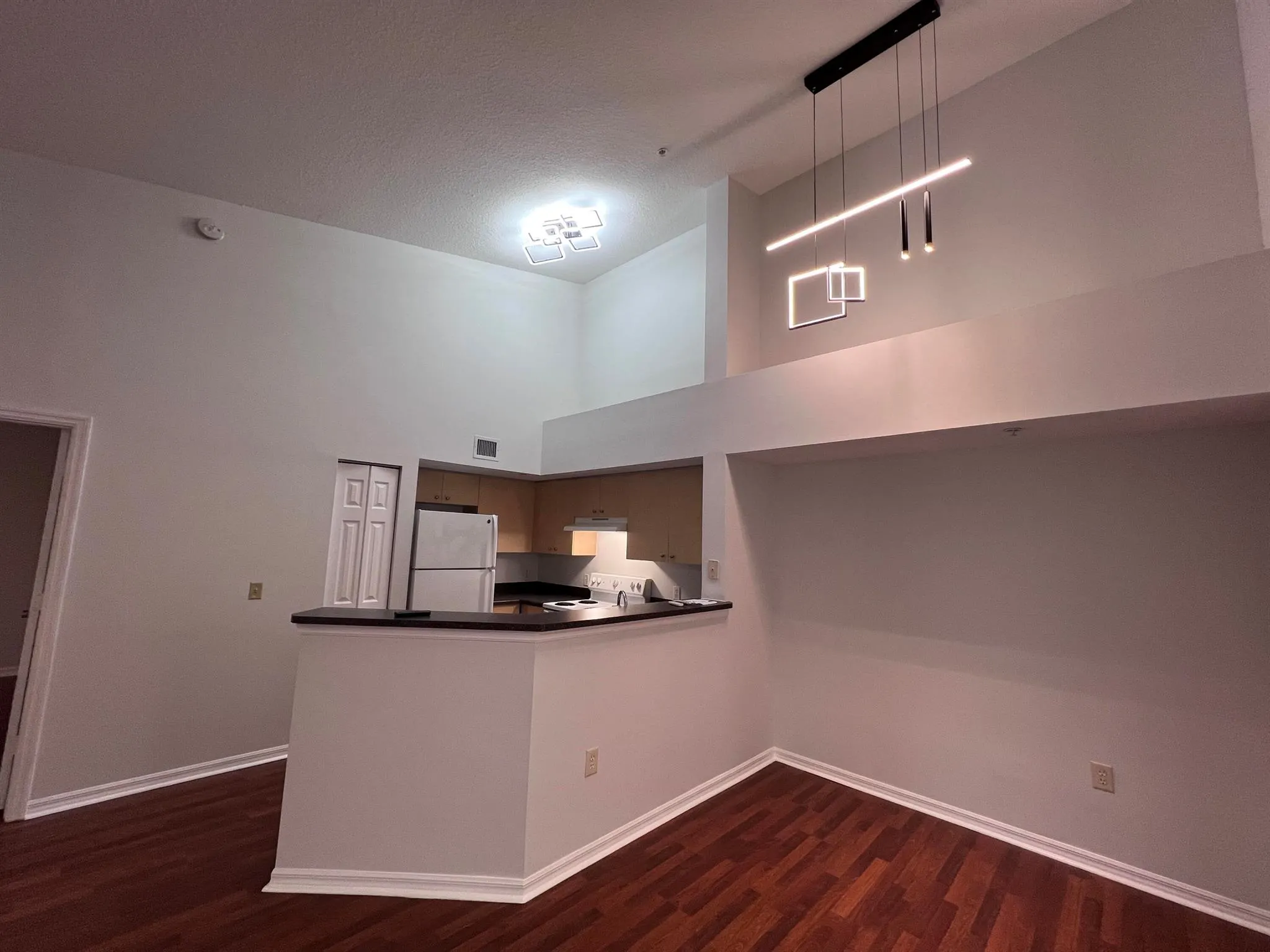 4041 San Marino Boulevard, #305