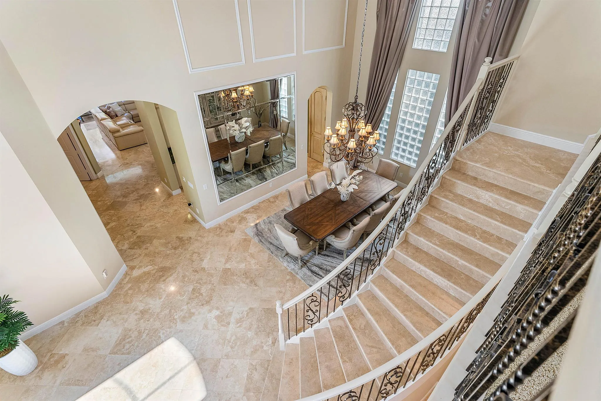 8048 Valhalla Drive