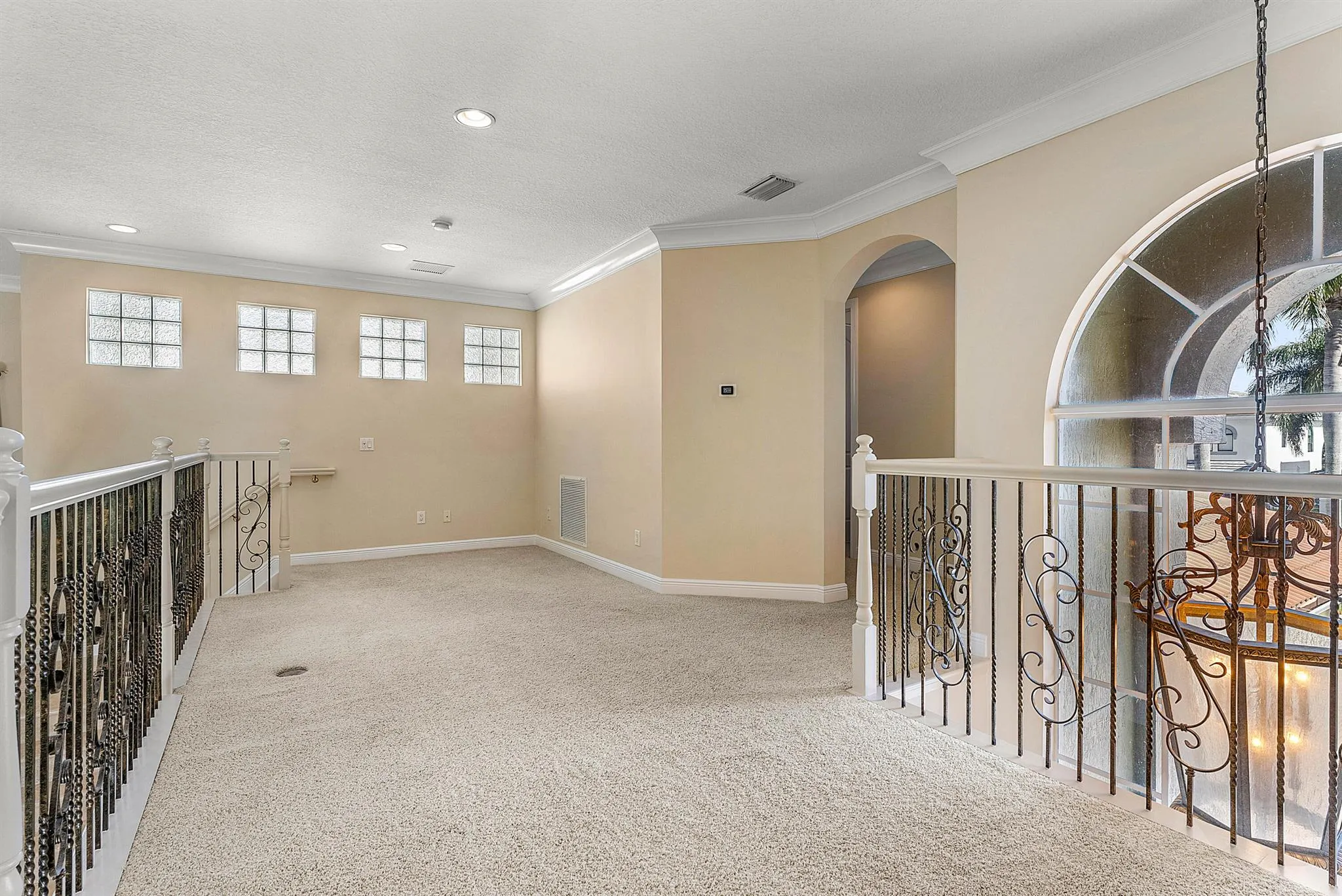 8048 Valhalla Drive