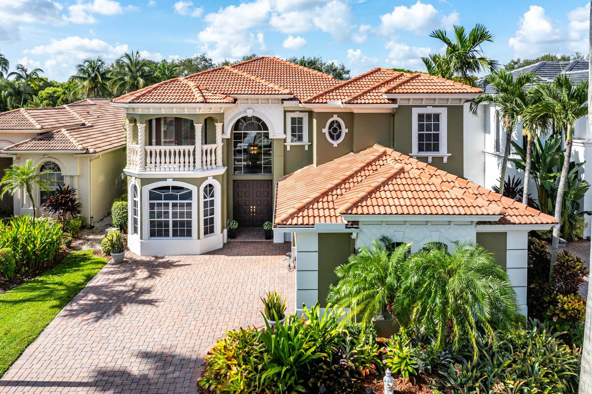 8048 Valhalla Drive