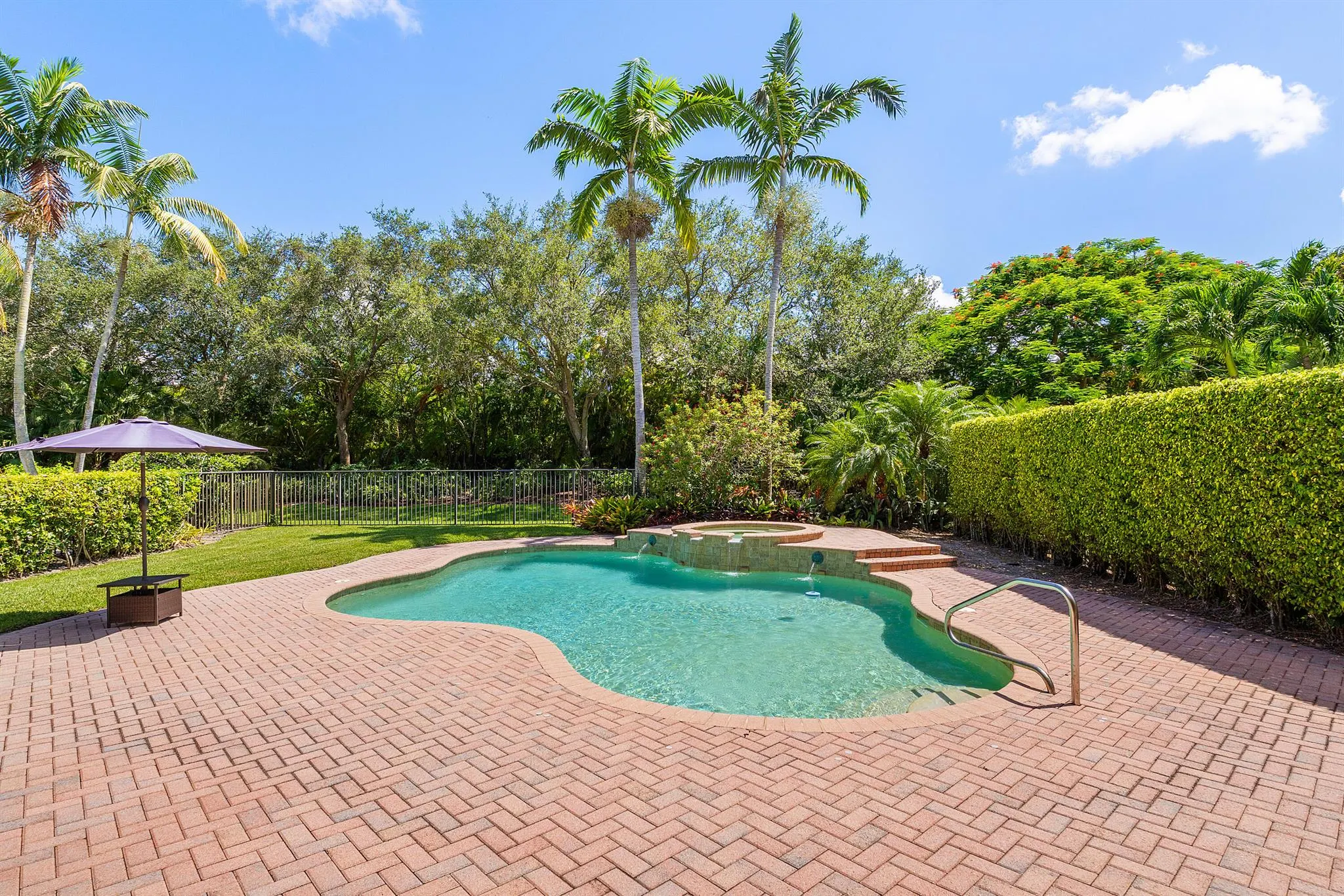 8048 Valhalla Drive