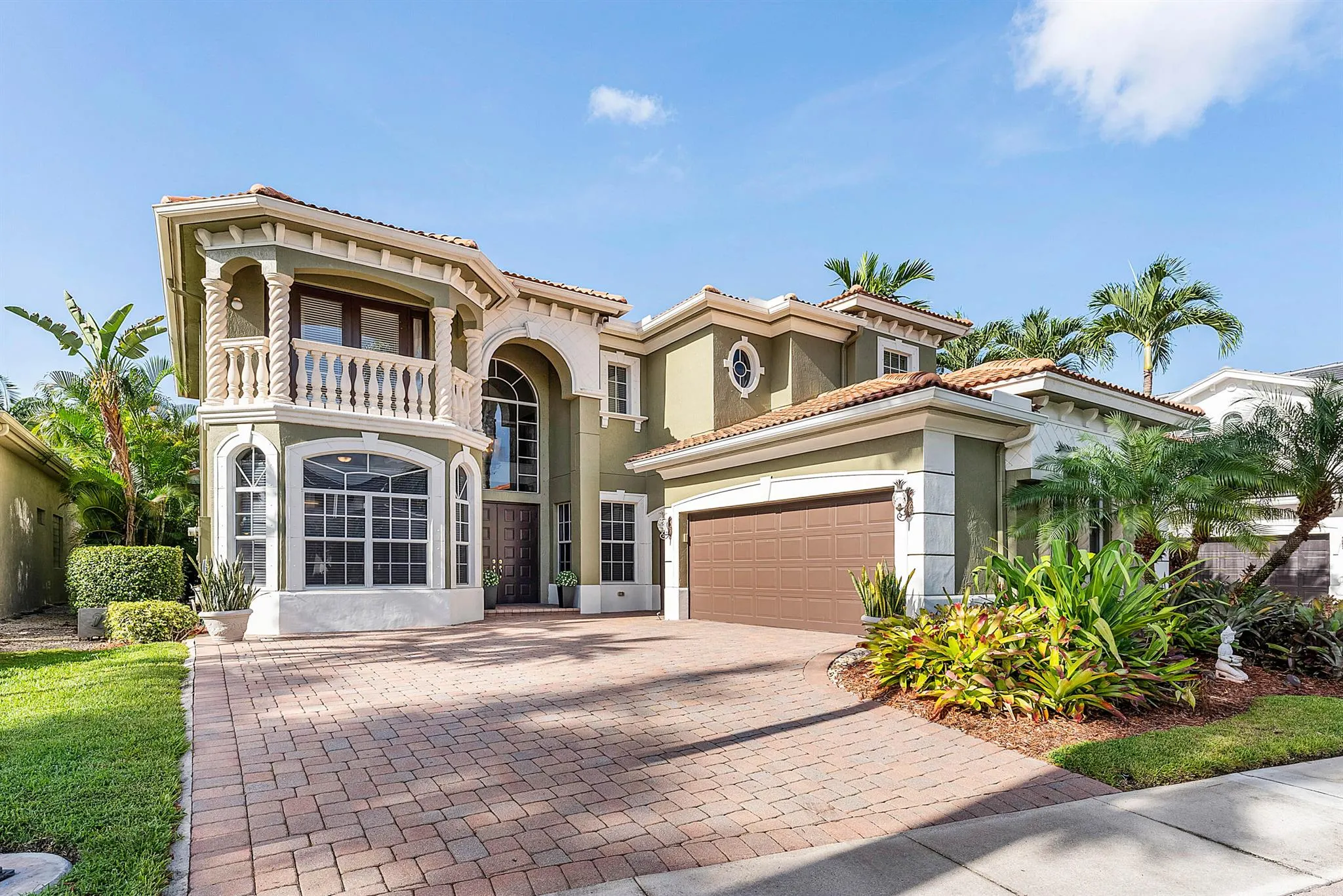 8048 Valhalla Drive