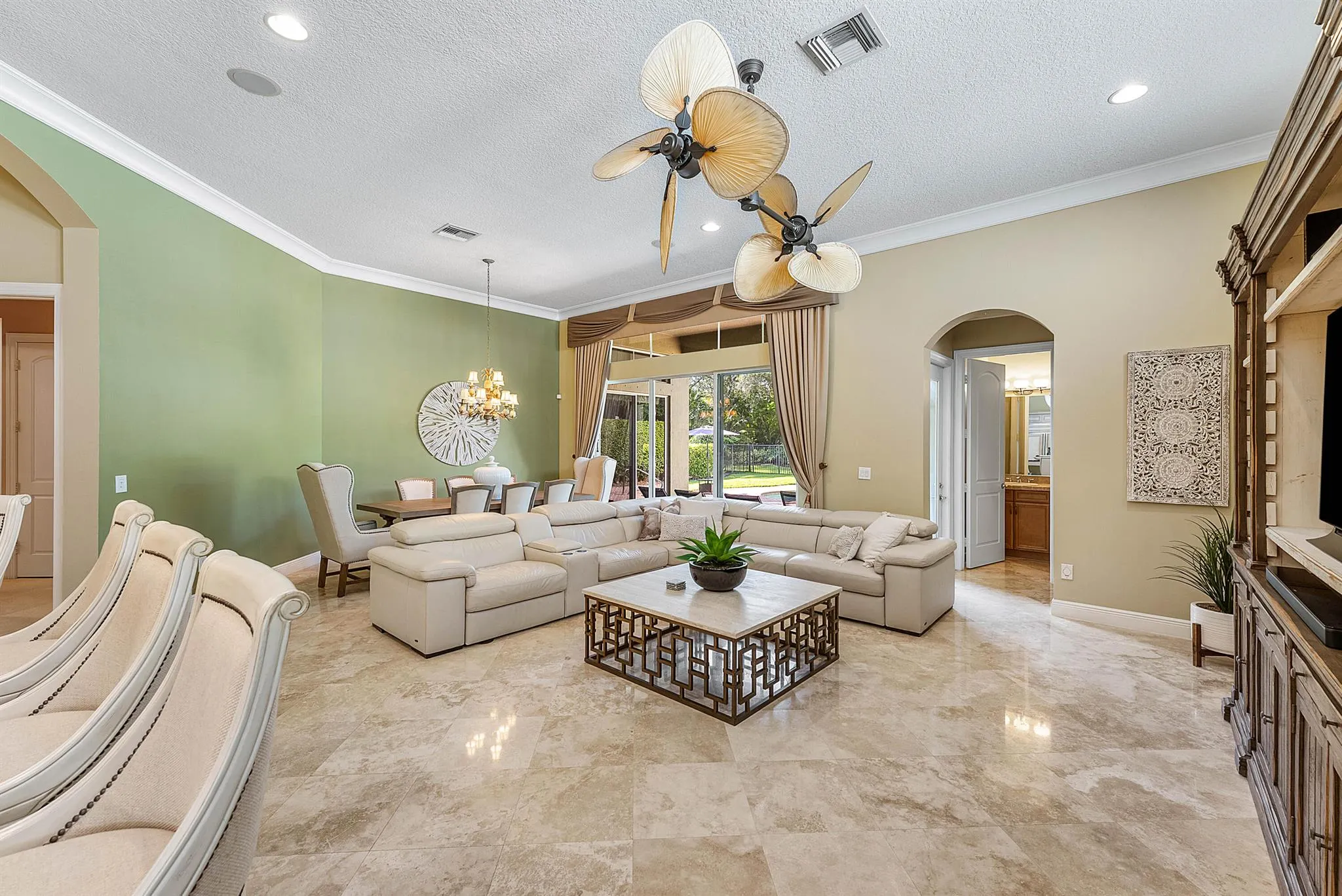 8048 Valhalla Drive