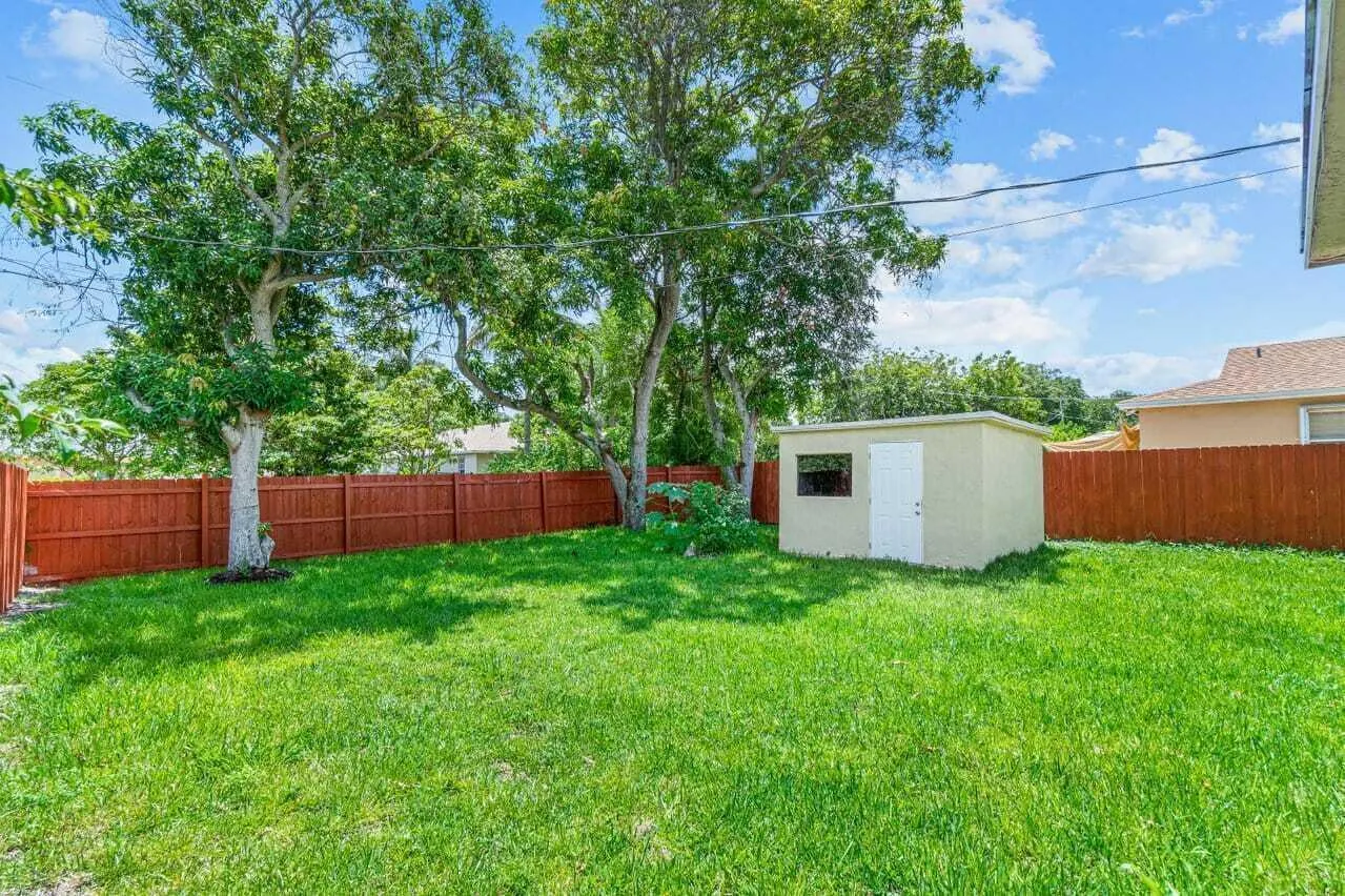 311 SW 7th Avenue