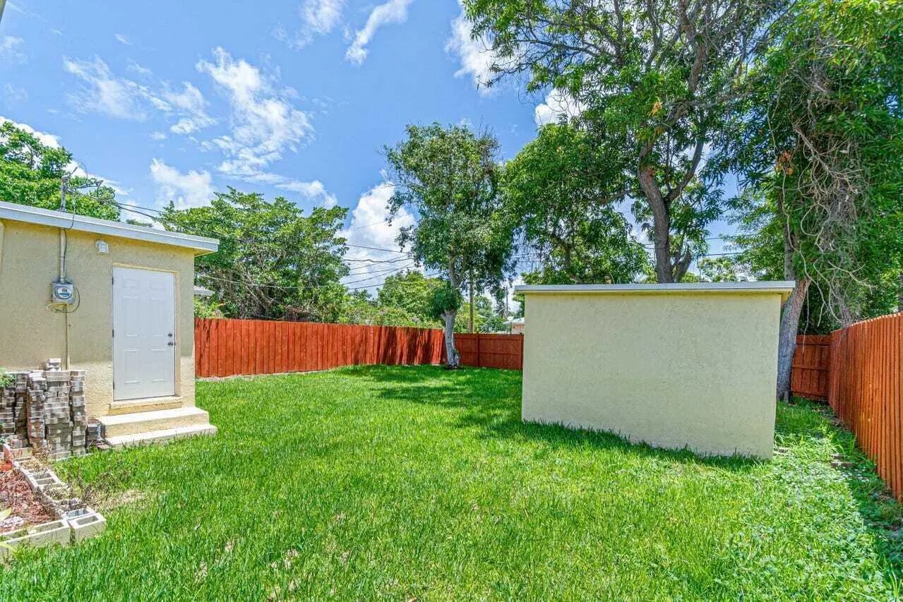 311 SW 7th Avenue