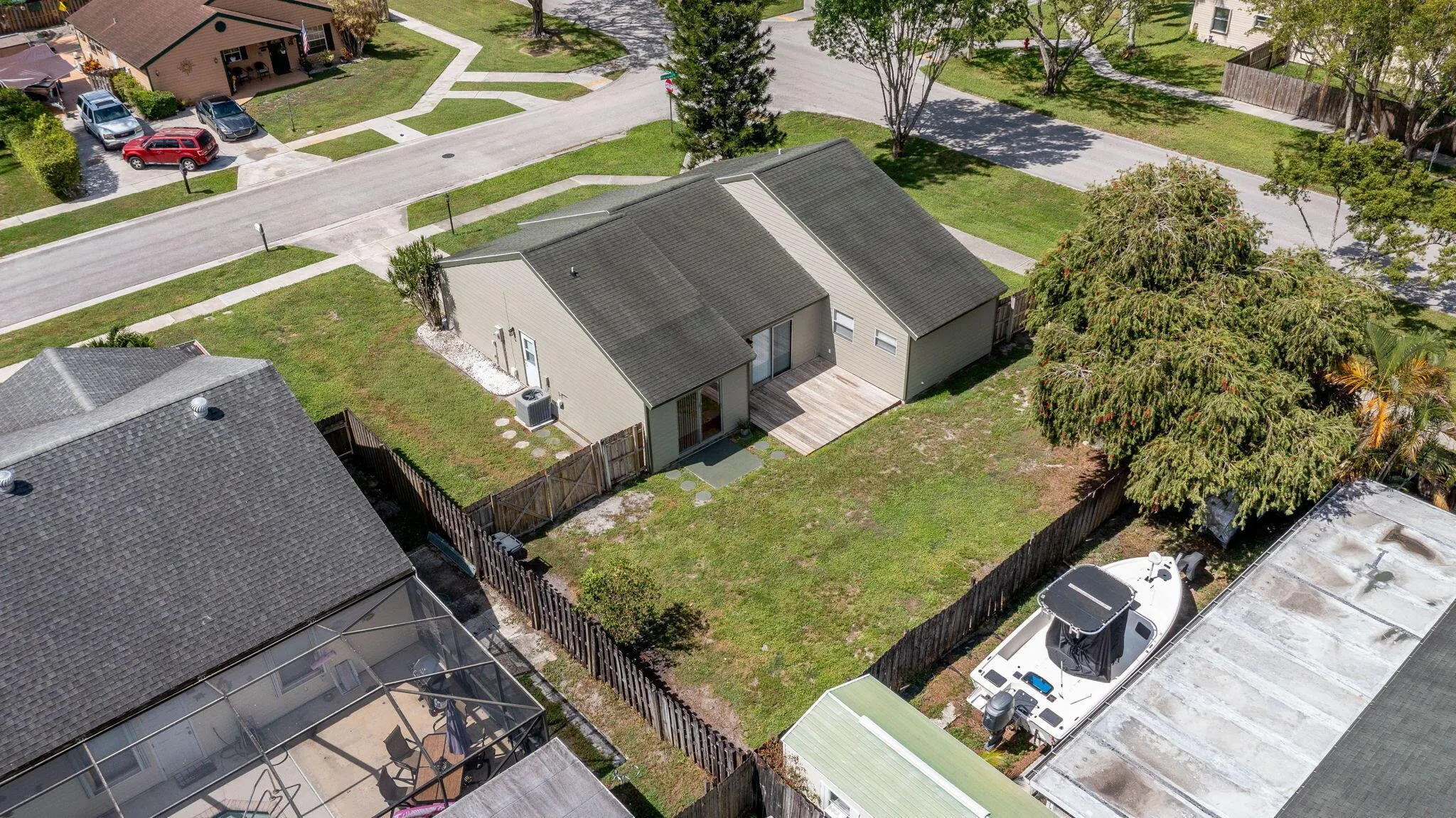 7786 Blairwood Circle N