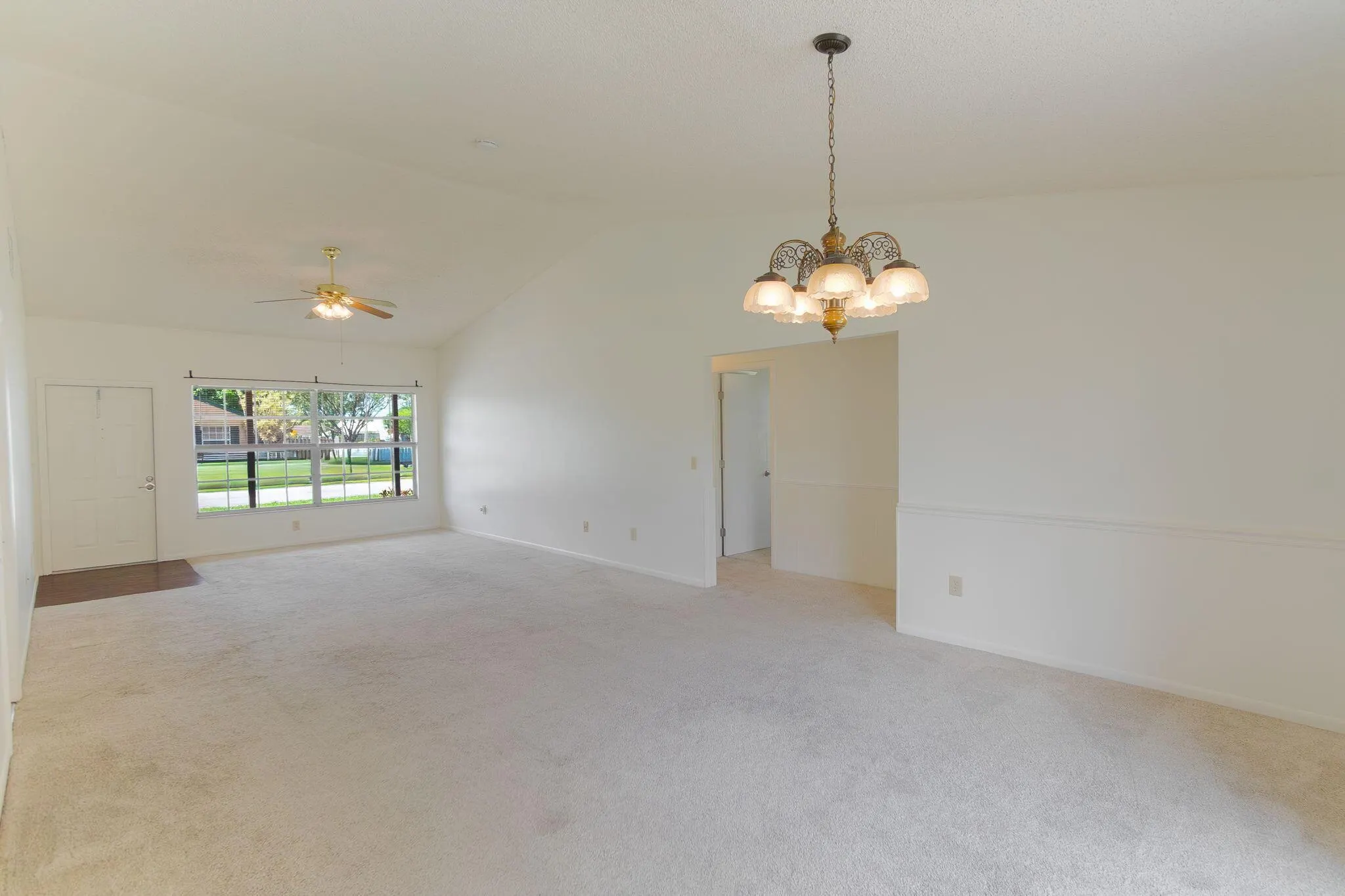 7786 Blairwood Circle N