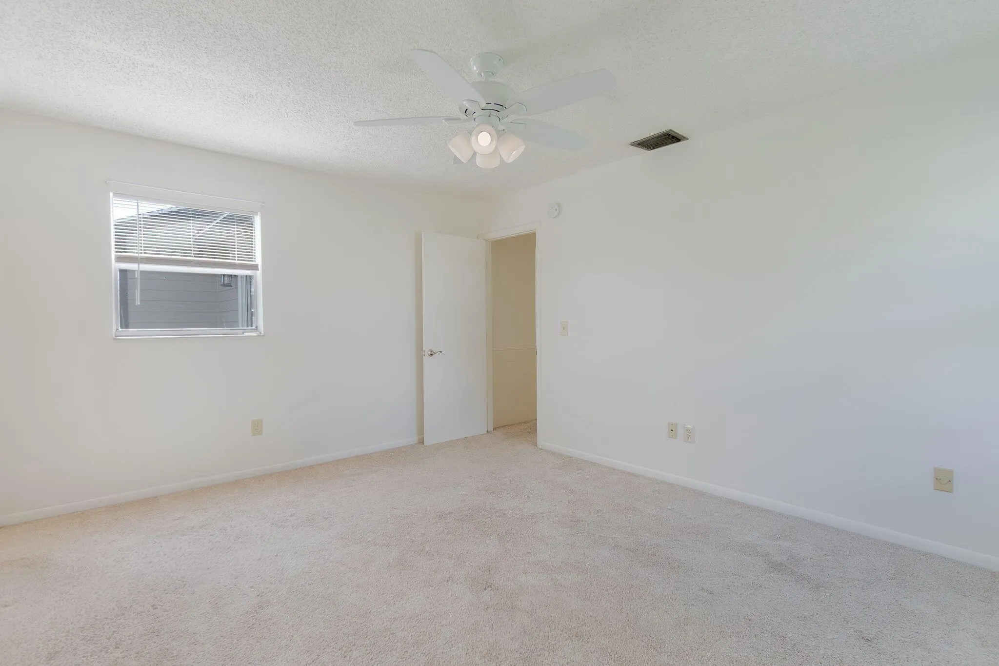 7786 Blairwood Circle N