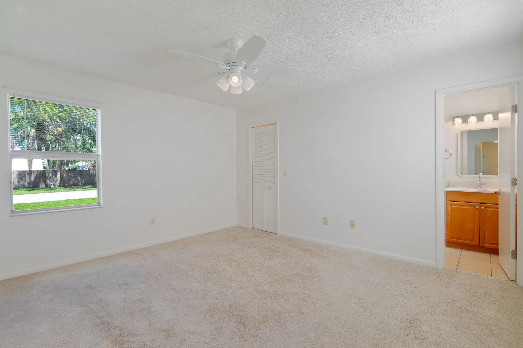 7786 Blairwood Circle N