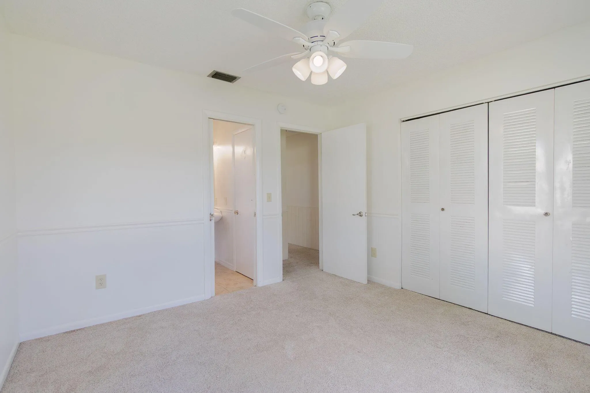 7786 Blairwood Circle N