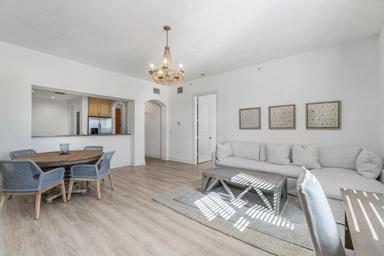 200 NE 2nd Avenue, #401