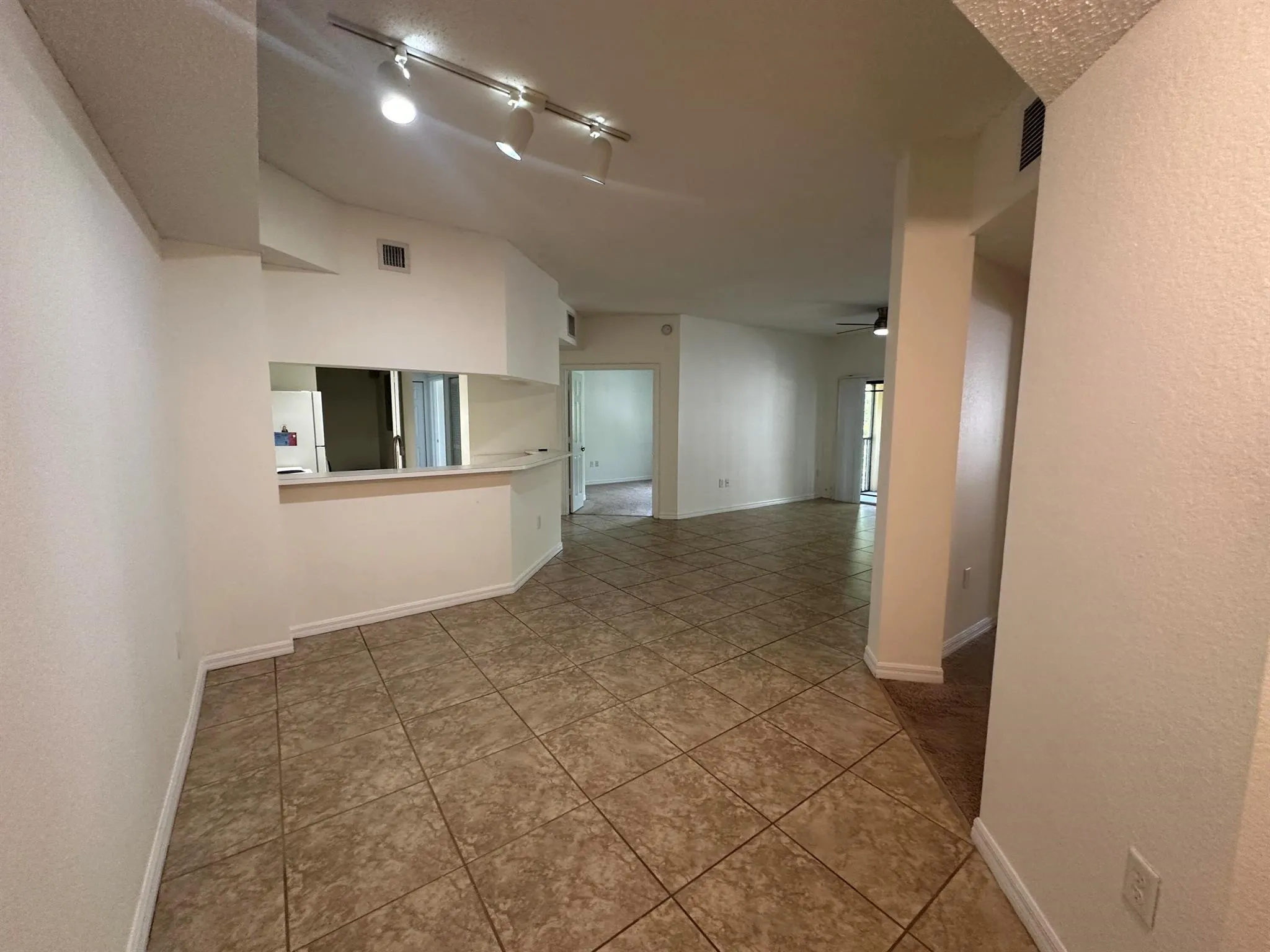3020 Alcazar 303 Place, #303