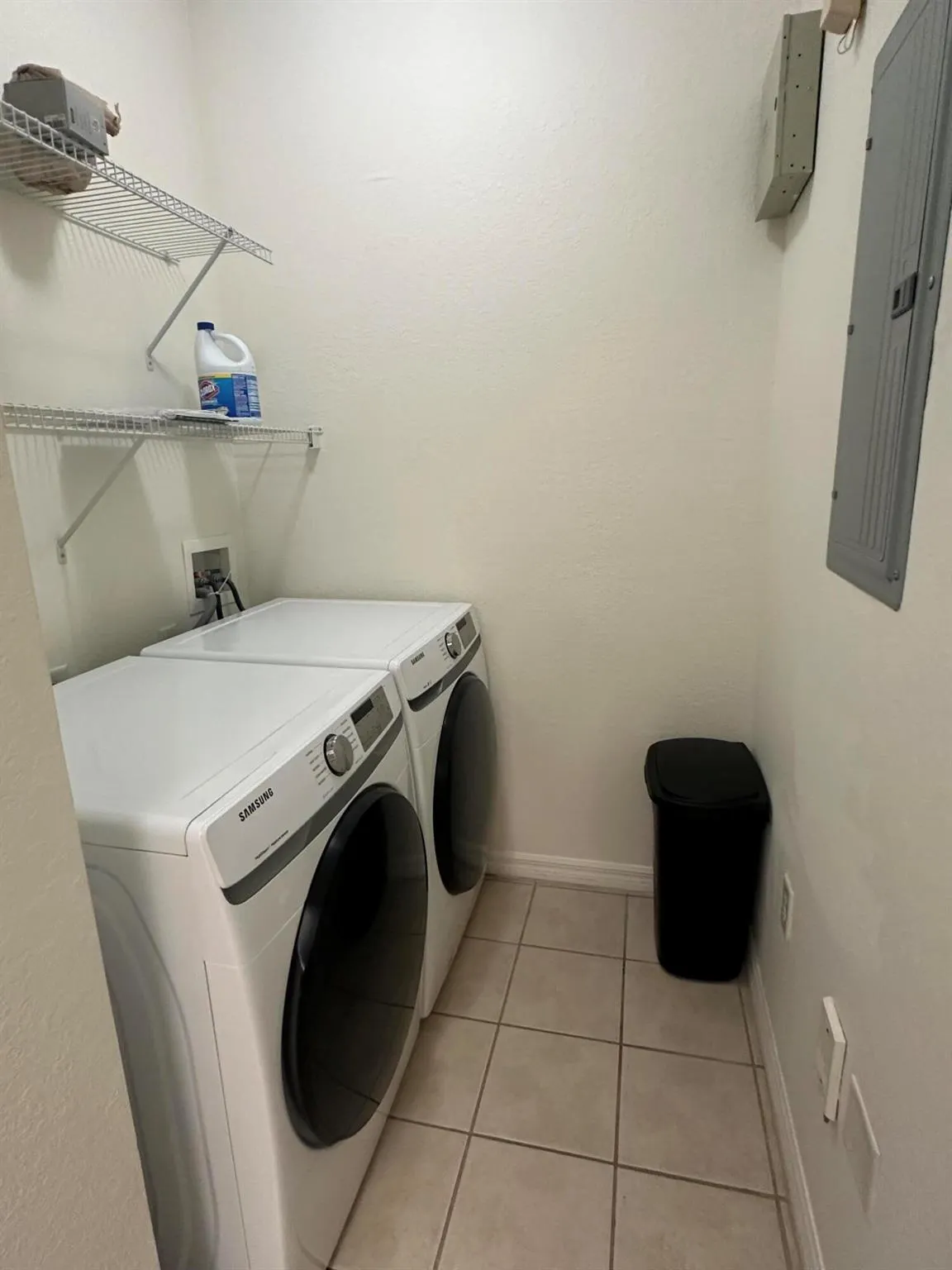 3020 Alcazar 303 Place, #303