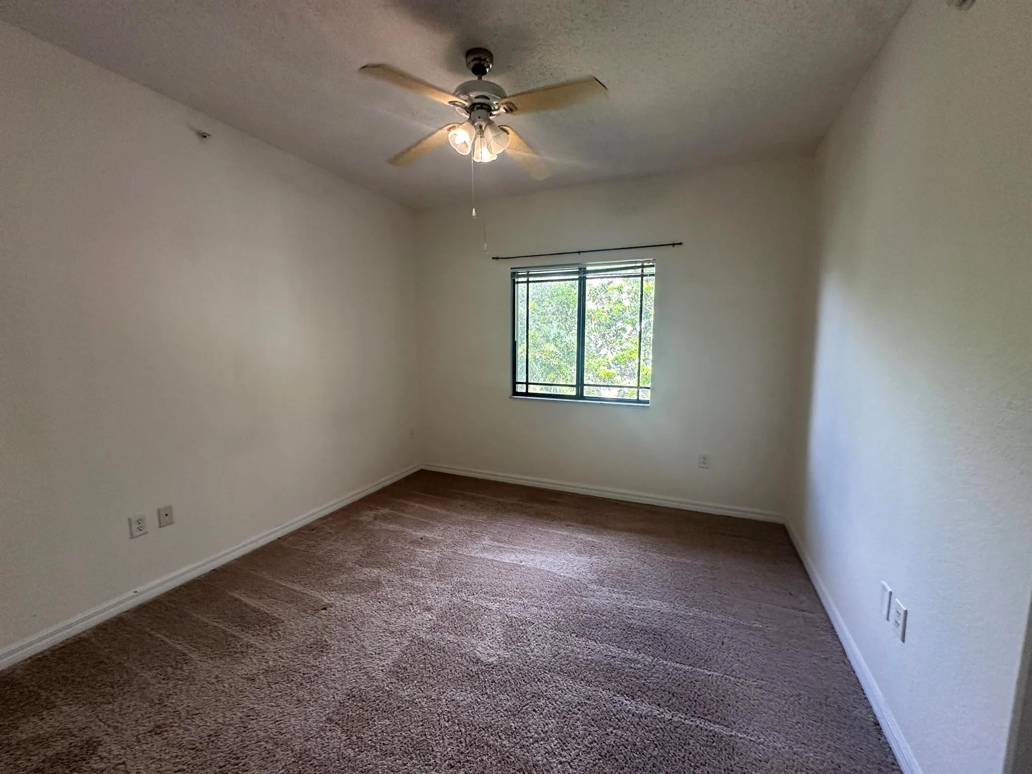 3020 Alcazar 303 Place, #303