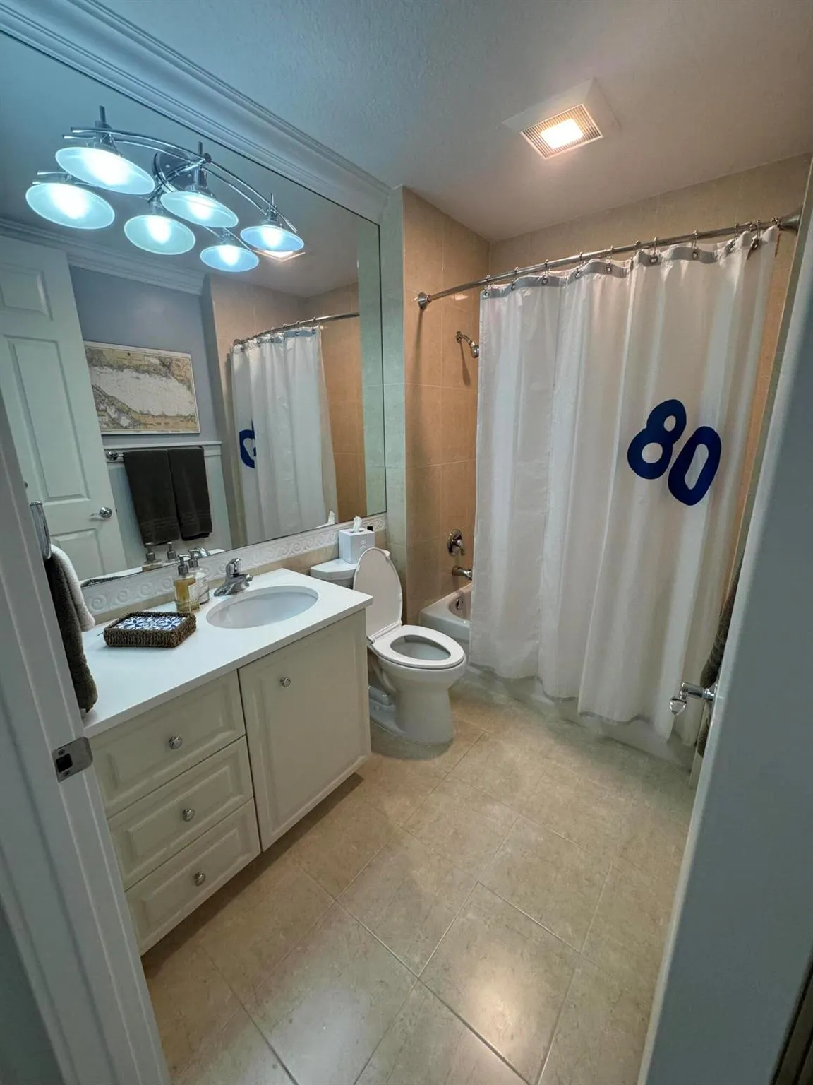 4 E Harbour Isle Ph Drive, #Ph06