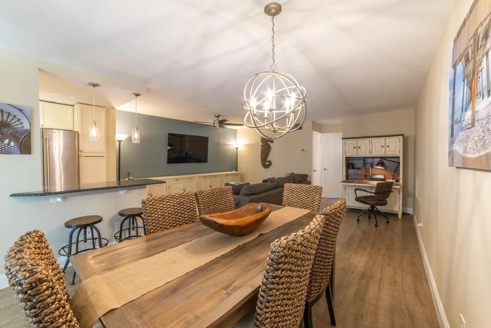 109 Paradise Harbour 211 Boulevard, #211