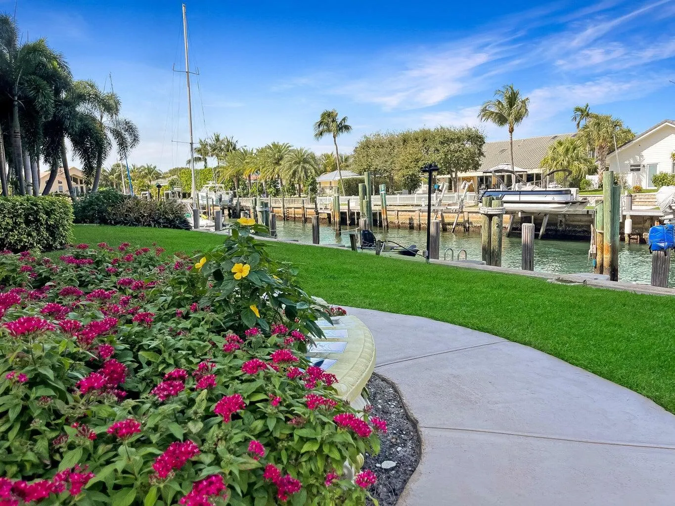 109 Paradise Harbour 211 Boulevard, #211