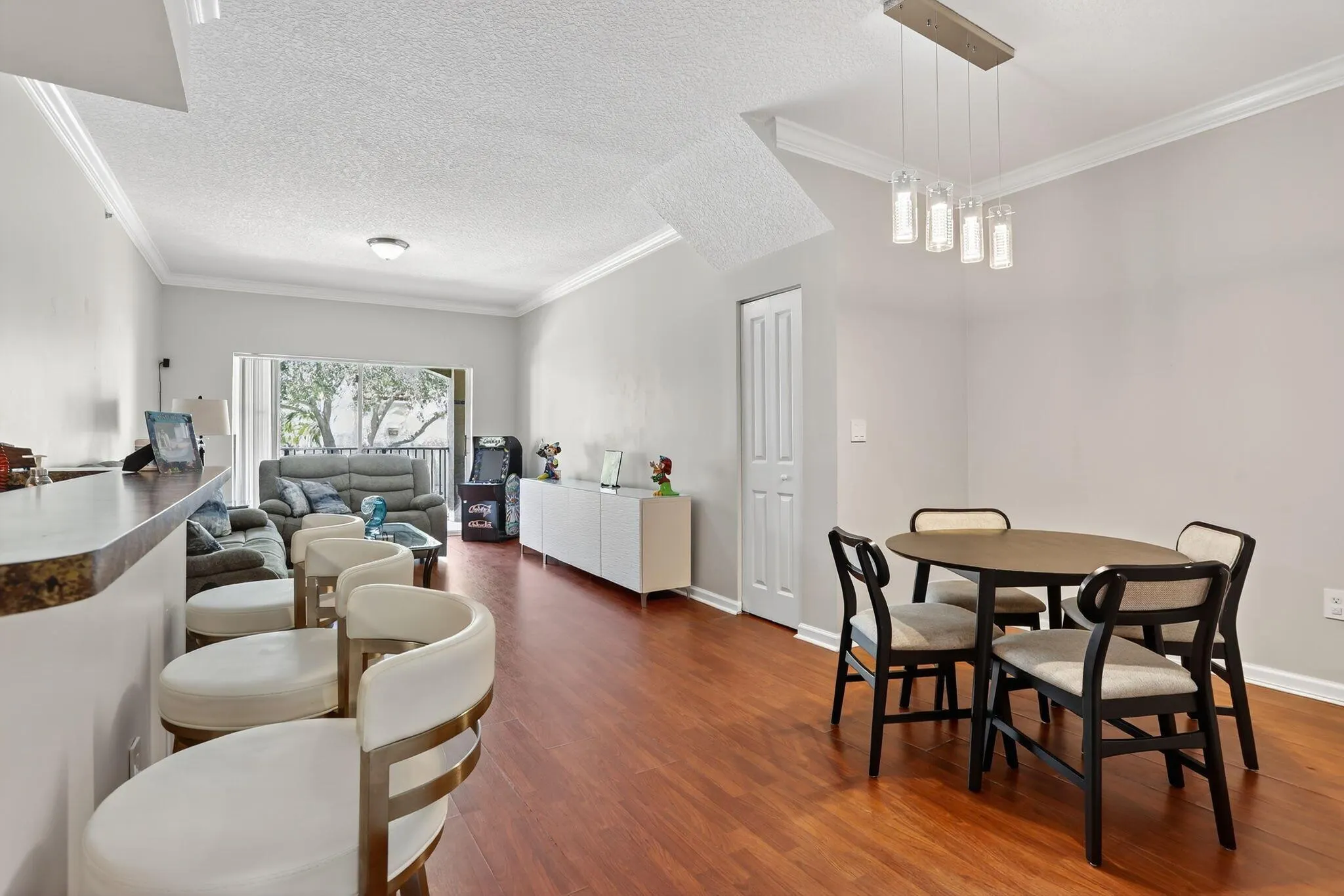 5820 W Sample Road, #206