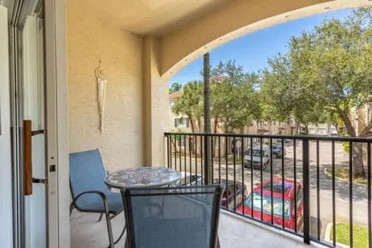 5820 W Sample Road, #206