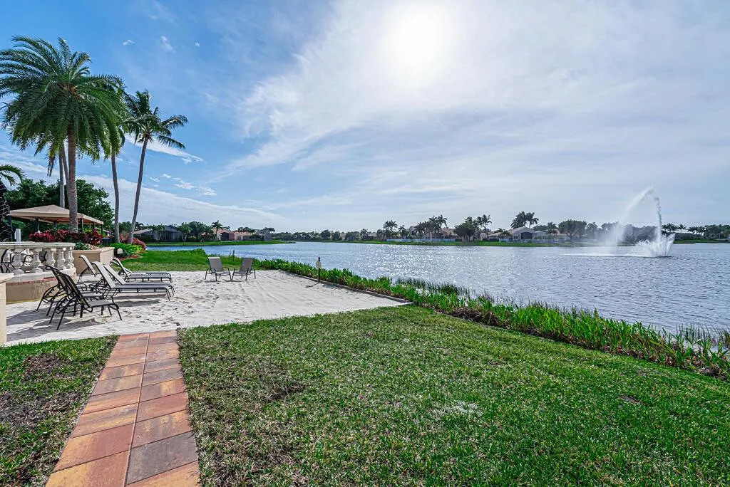 7579 Cape Verde Lane
