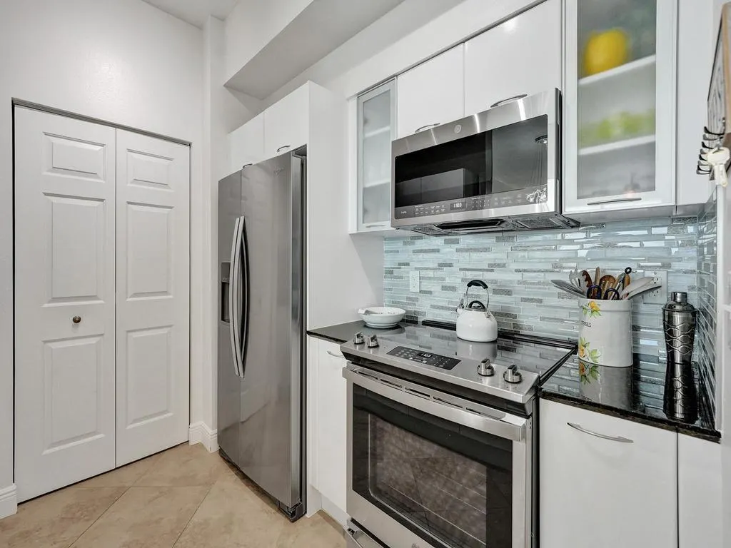 625 Casa Loma Boulevard, #Ph06