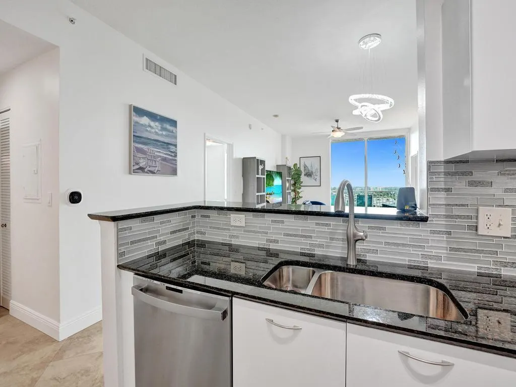 625 Casa Loma Boulevard, #Ph06