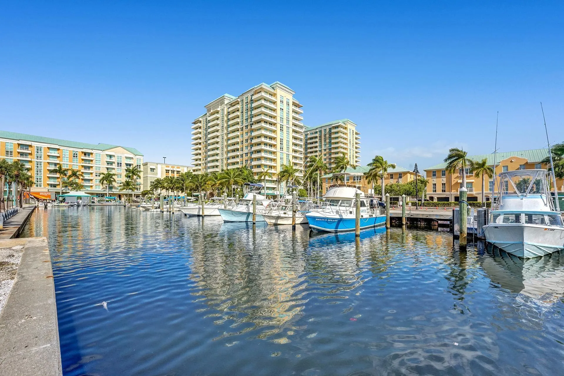 625 Casa Loma Boulevard, #Ph06