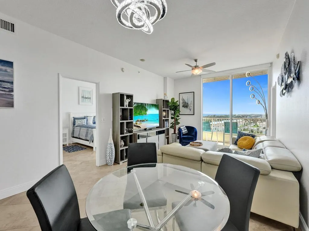 625 Casa Loma Boulevard, #Ph06
