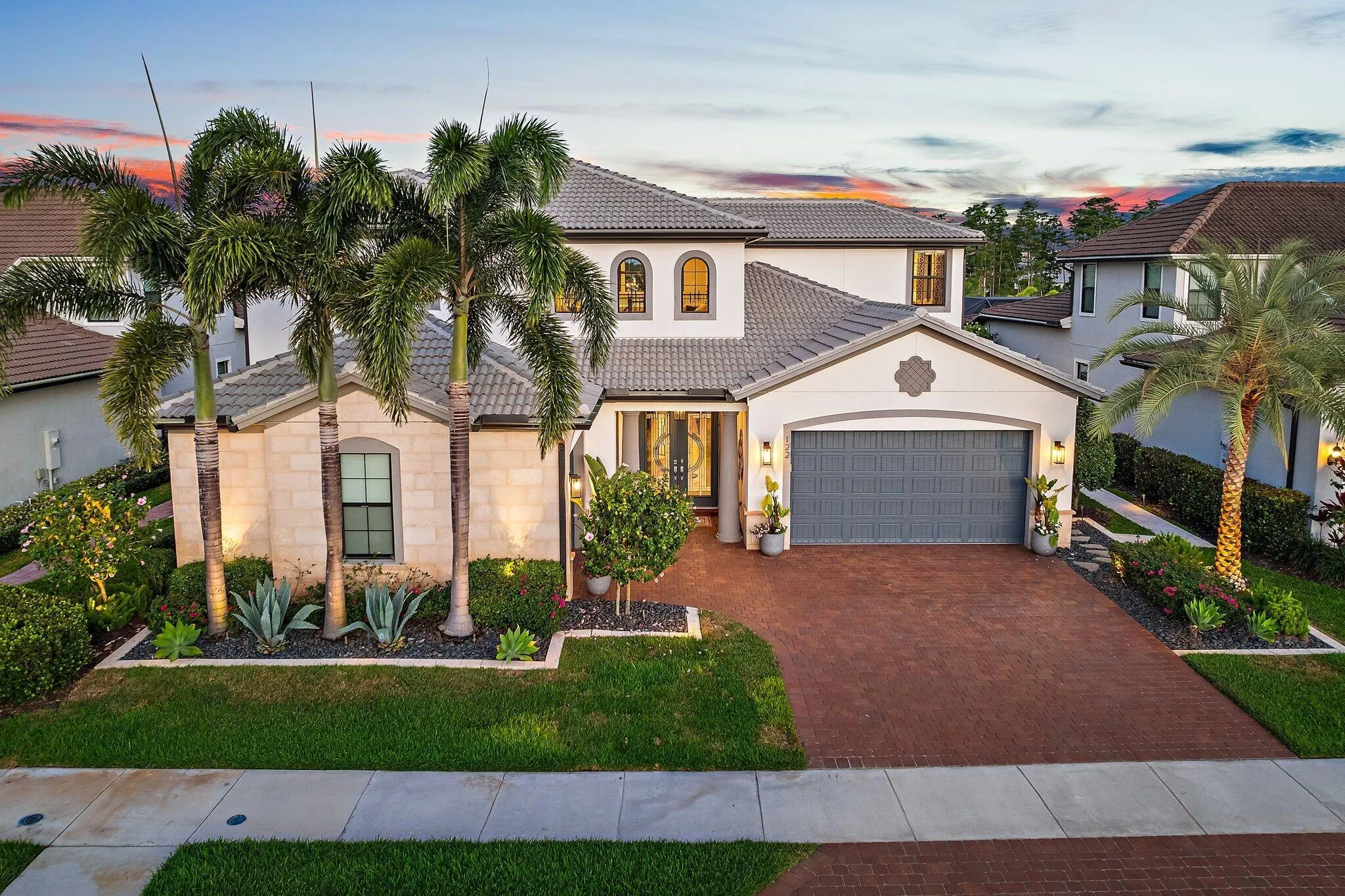 122 Cerulean Key Way