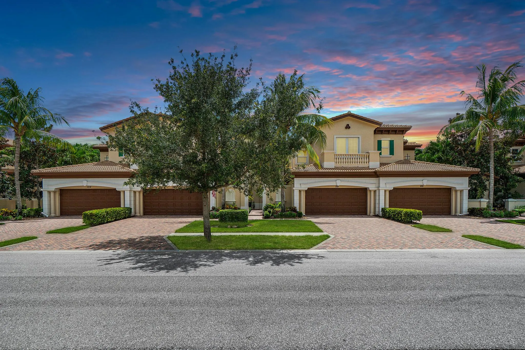 274 Tresana Boulevard, #132