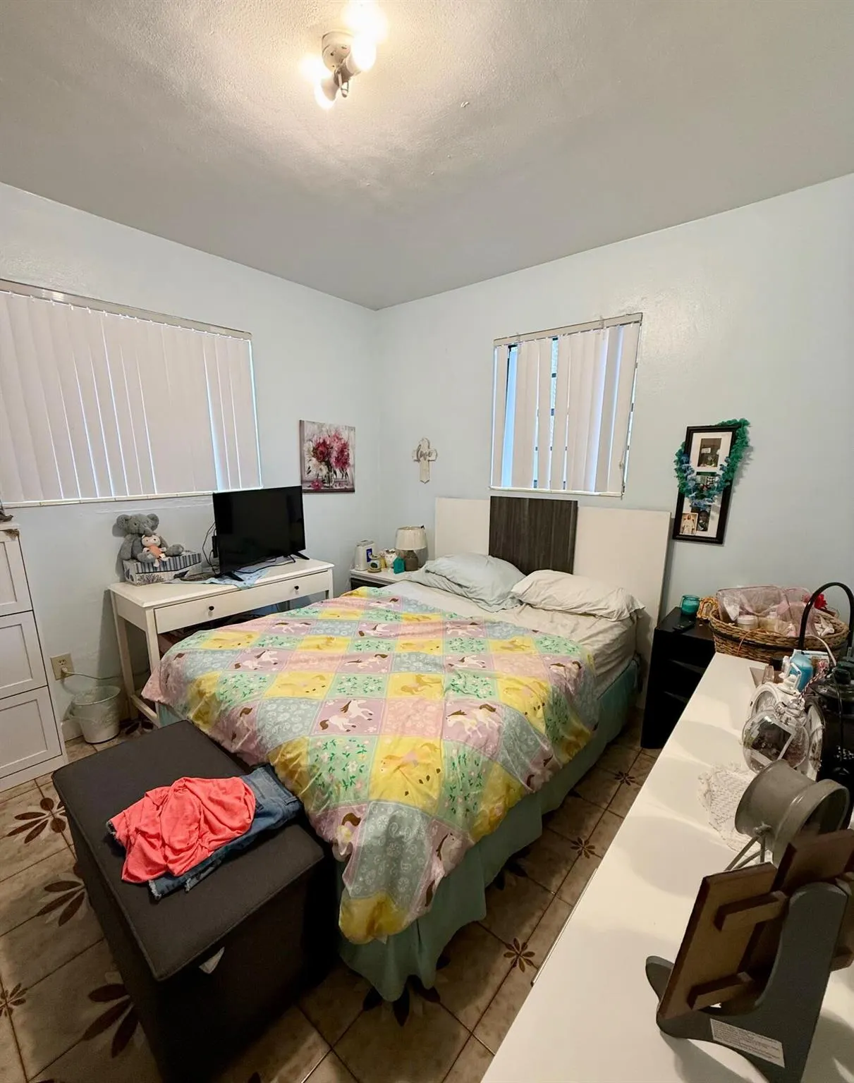 102 NE 9th Court