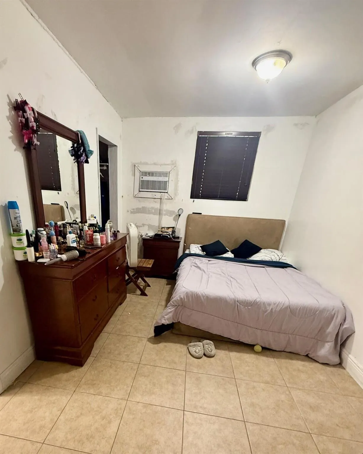 102 NE 9th Court