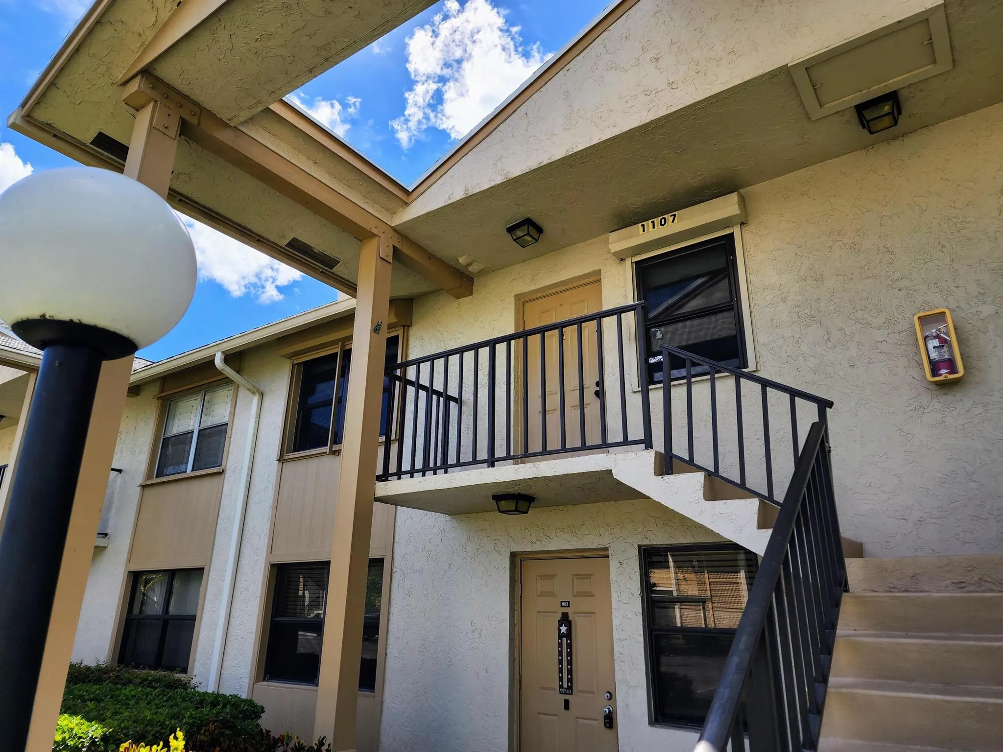 3171 SE Aster Lane, #1107