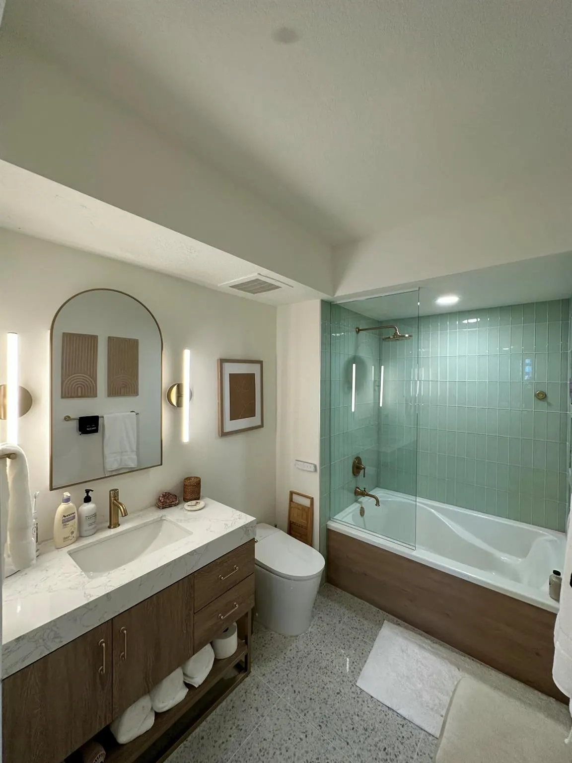 1551 N Flagler Drive, #614