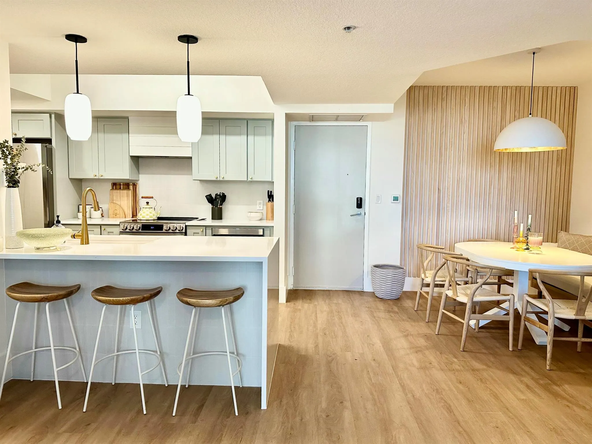1551 N Flagler Drive, #614