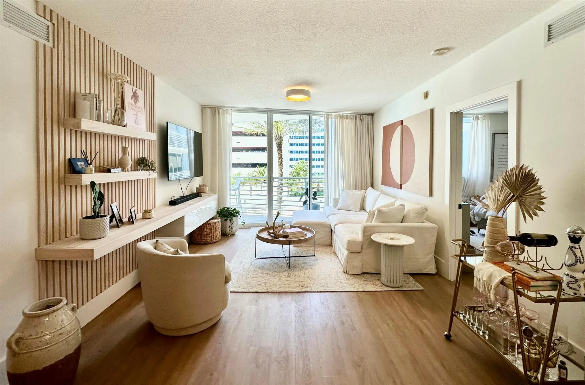1551 N Flagler Drive, #614