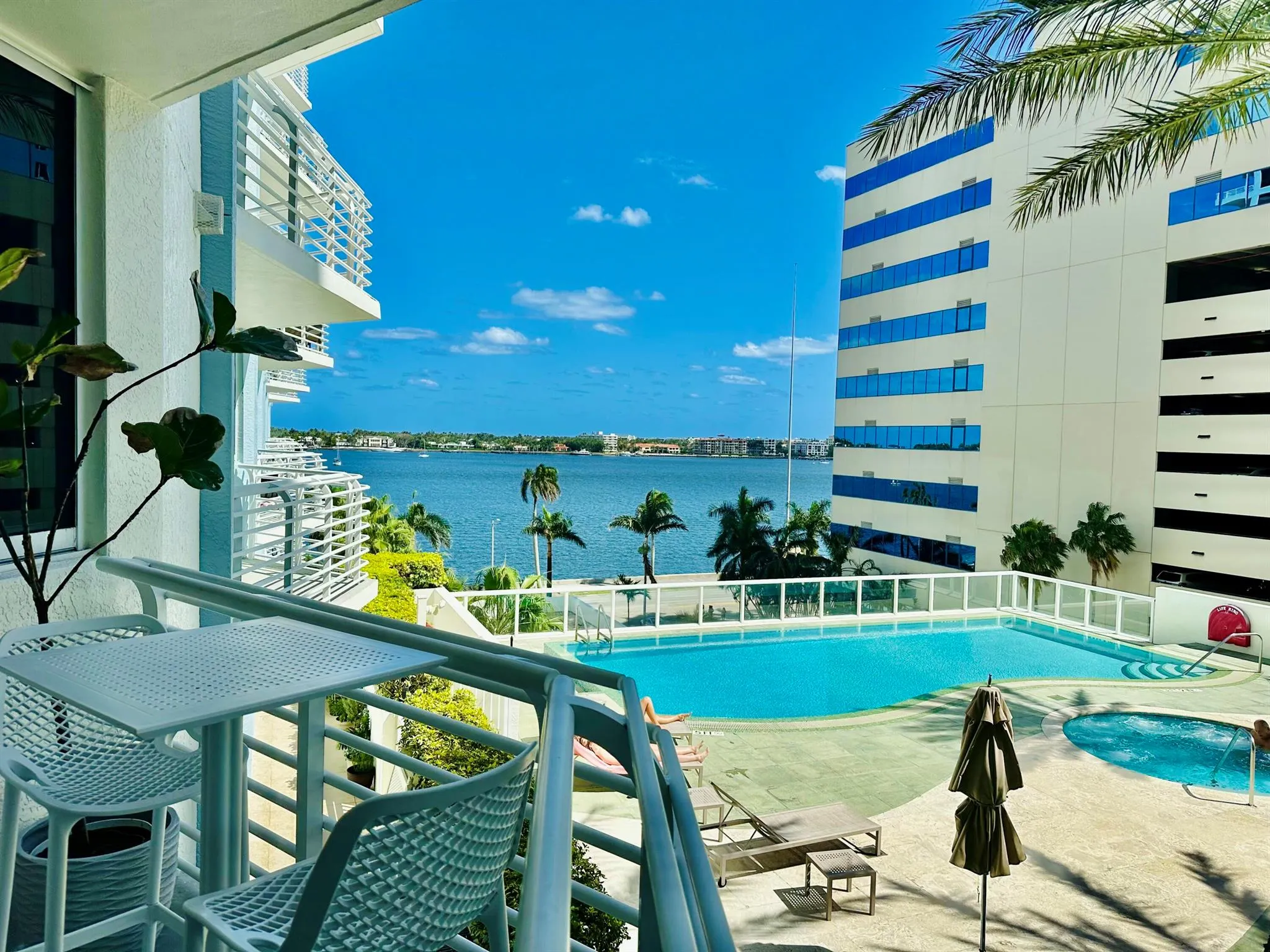1551 N Flagler Drive, #614