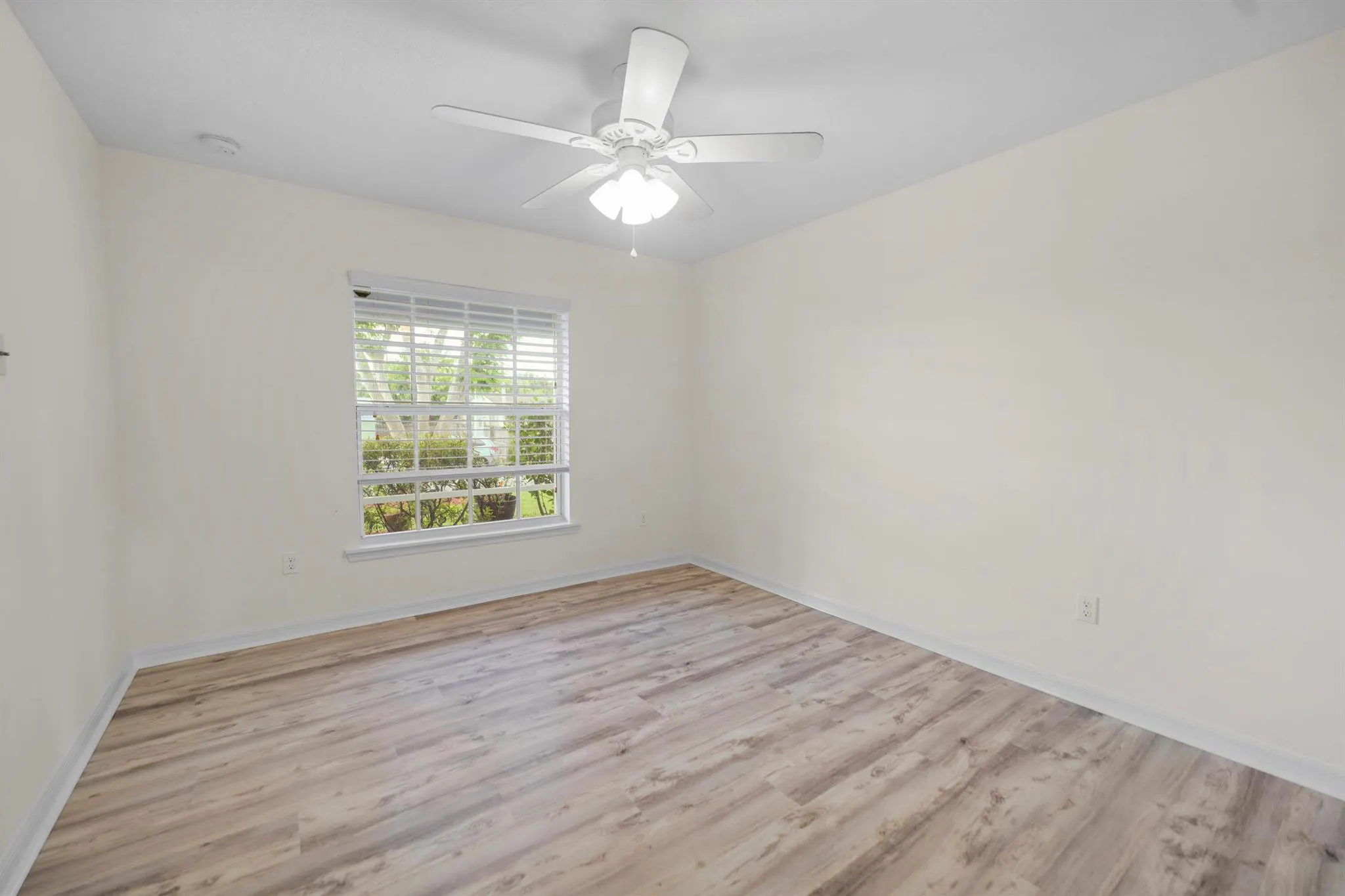 3199 SE Lime Tree Terrace