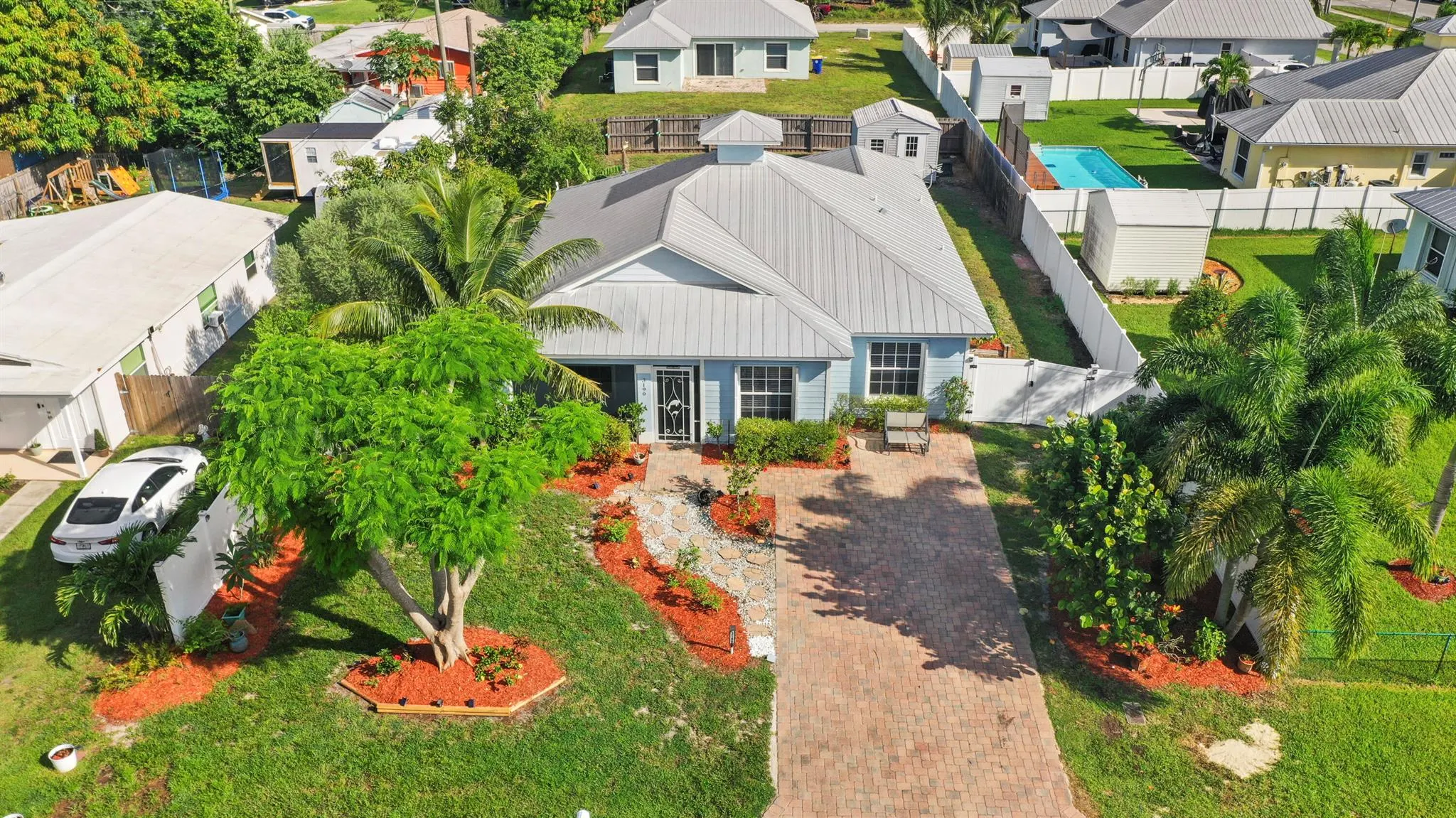 3199 SE Lime Tree Terrace