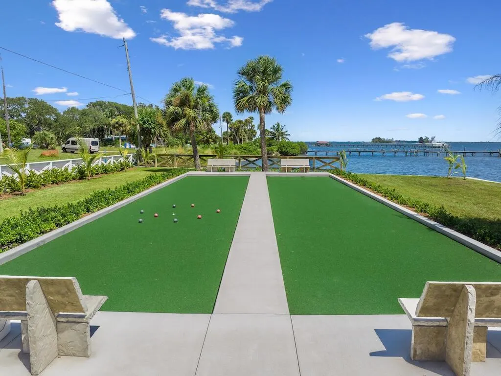 12939 N Indian River Drive, ##01