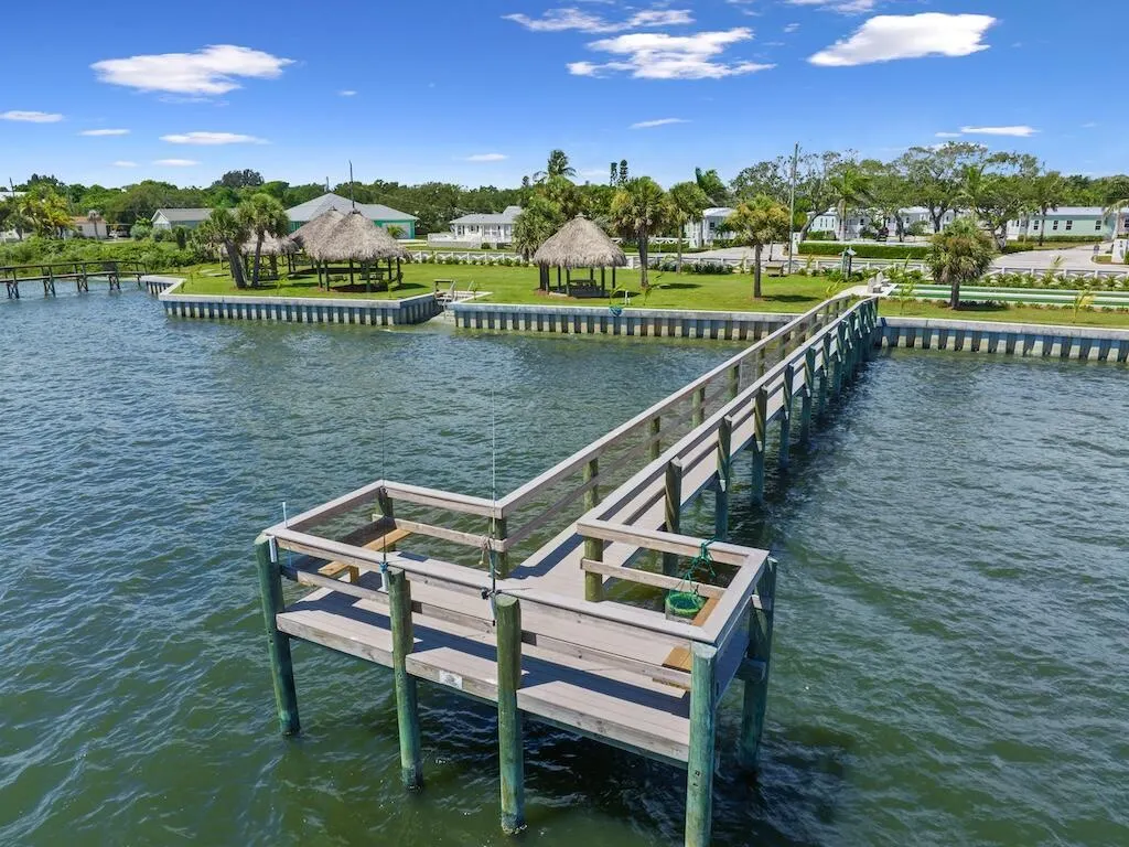 12939 N Indian River Drive, ##01