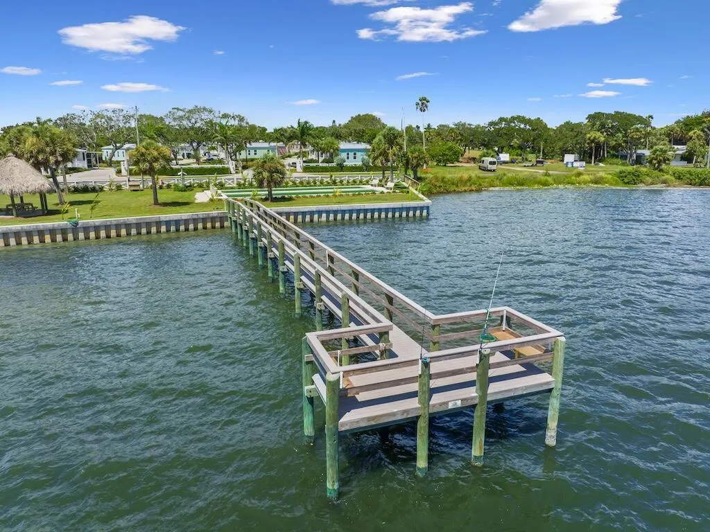 12939 N Indian River Drive, ##01