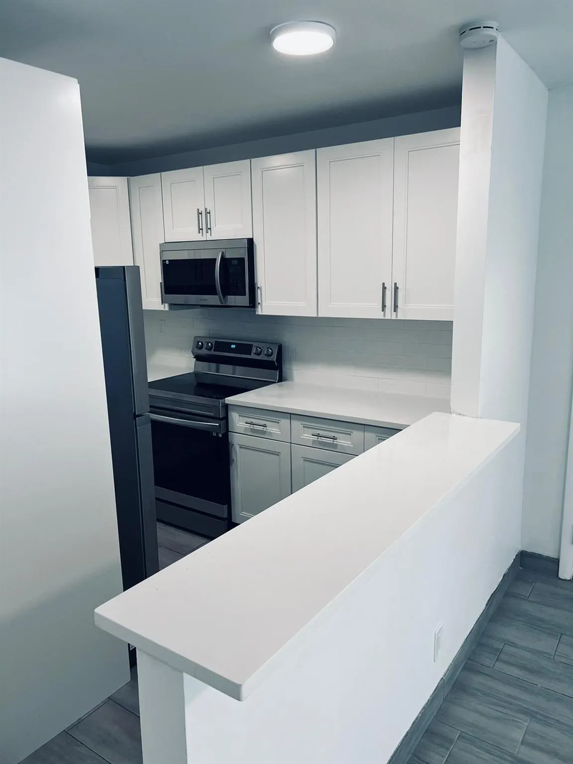 930 N 14 Court, #Apt 6