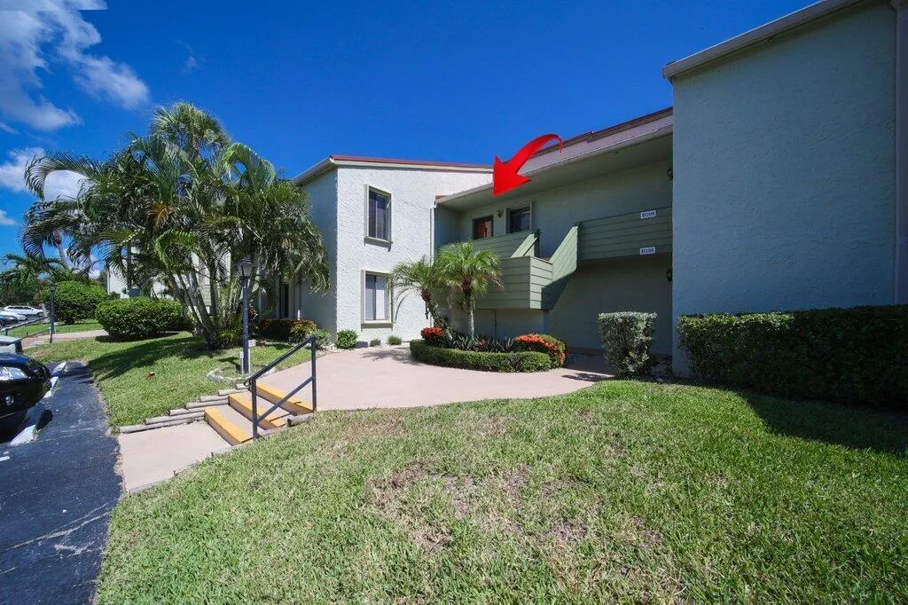 5463 SE Miles Grant Road, #207
