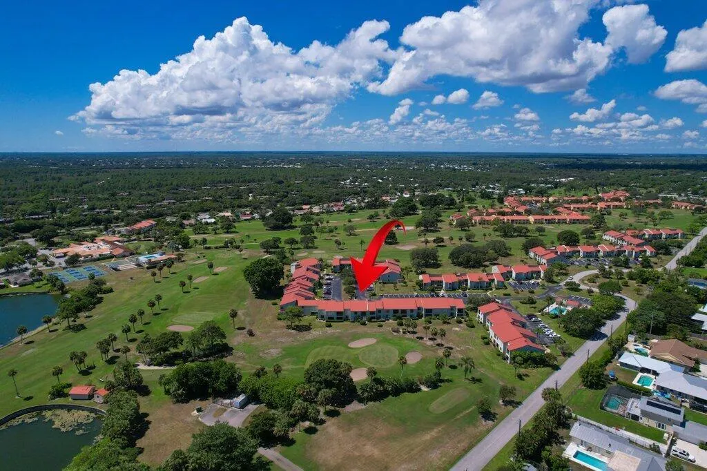 5463 SE Miles Grant Road, #207